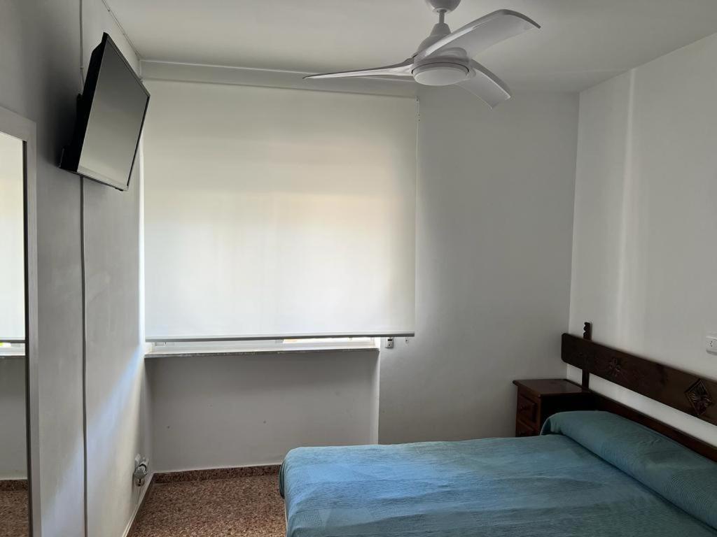 Holiday Beach Дения Екстериор снимка