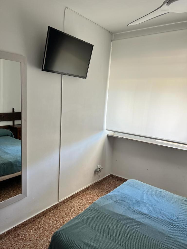 Holiday Beach Дения Екстериор снимка