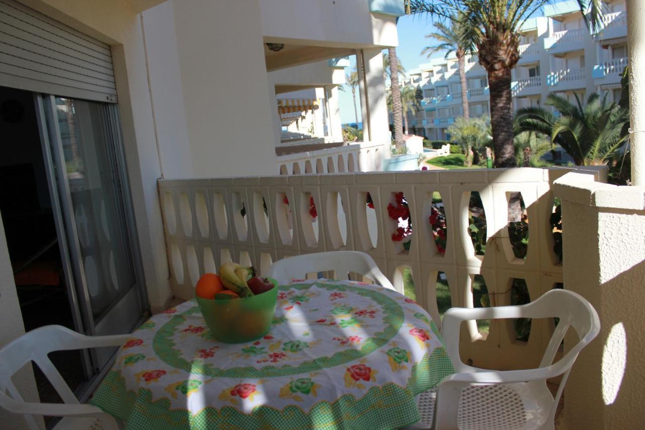 Holiday Beach Дения Екстериор снимка